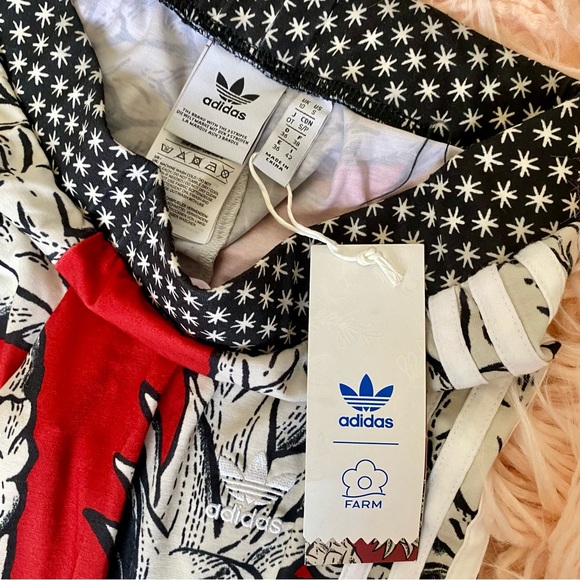 NWT- Adidas Set Pineapple Leggings - Picture 7 of 10